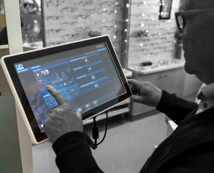 Videozentriergerät Brillen Hess Oldenburg